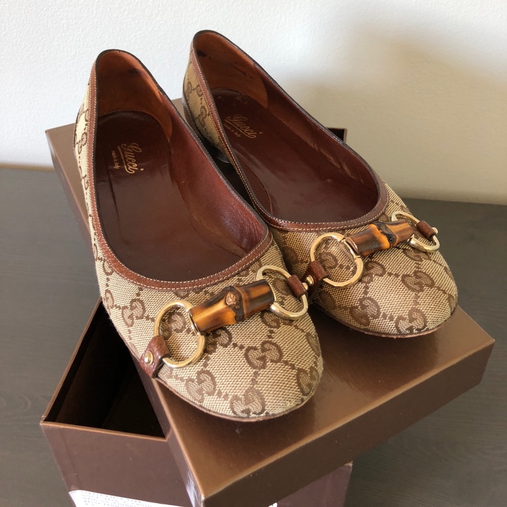 Gucci Flats!